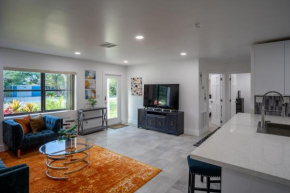 Spacious 3BR Home 2 Baths Amazing Pool Area!